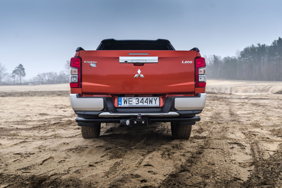 Mitsubishi L200 2.2D 150 KM AT6 Super Select 4WD Instyle Plus