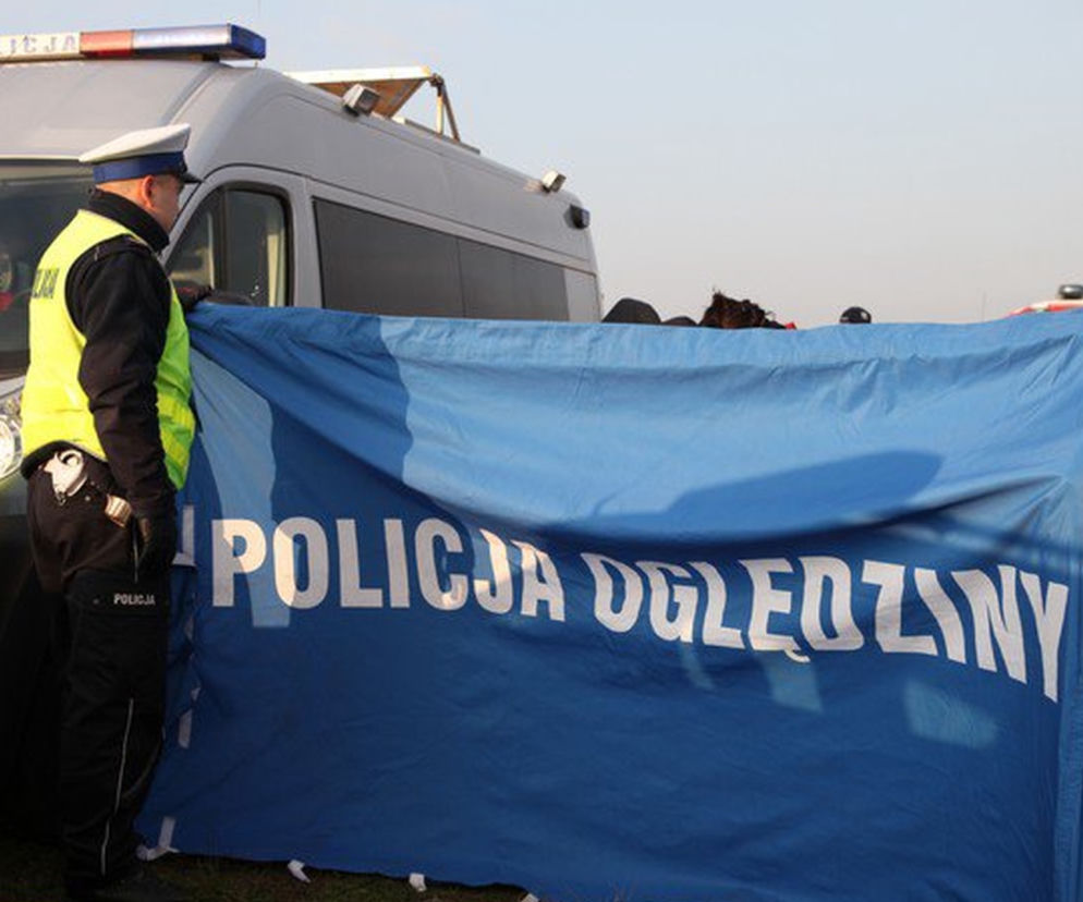 MAKABRYCZNY WYPADEK pod Chełmem. Rowerzysta zginął pod kołami samochodu