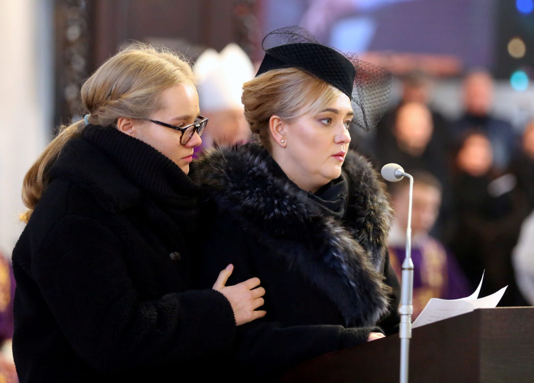 Biedroń zaprasza żonę Adamowicza do swojej partii