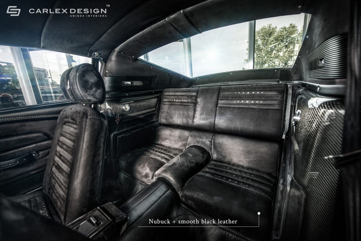 Ford Mustang z wnętrzem od Carlex Design