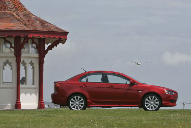 Mitsubishi Lancer