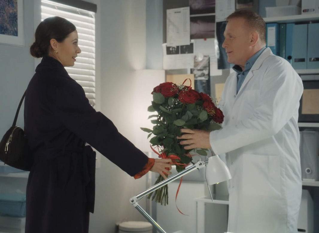 M jak miłość. Joanna (Dominika Sakowicz), Artur Rogowski (Robert Moskwa)