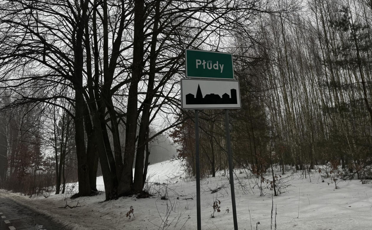 „Myślałem, że gram w grę”. 27-latek włamał się do domu i zasnął w łóżku właściciela