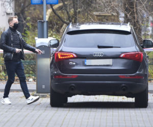 Maciej Stuhr ma gustownego SUV-a. To wielozadaniowe Audi Q5