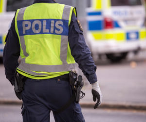 Dwóch Polaków aresztowanych przy elektrowni jądrowej. W torbie garnitur i radziecka czapka