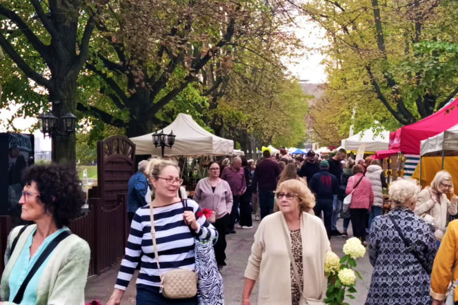 Kiermasz ogrodniczy "Pamiętajcie o ogrodach"