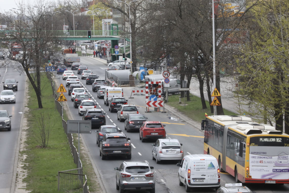 Będzie trudniej wyjechać z Mokotowa. Drogowcy zwężą Wisłostradę!