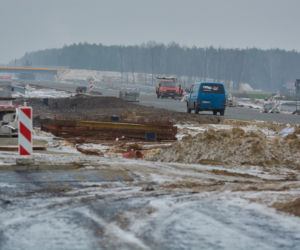 Kolejny odcinek S17 rośnie w oczach. 25 km w 13 minut – po betonie