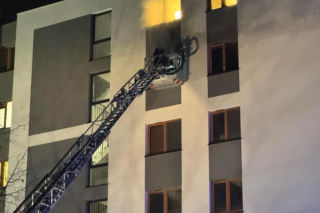 Pożar mieszkania przy ul. Grzegórzeckiej w Krakowie