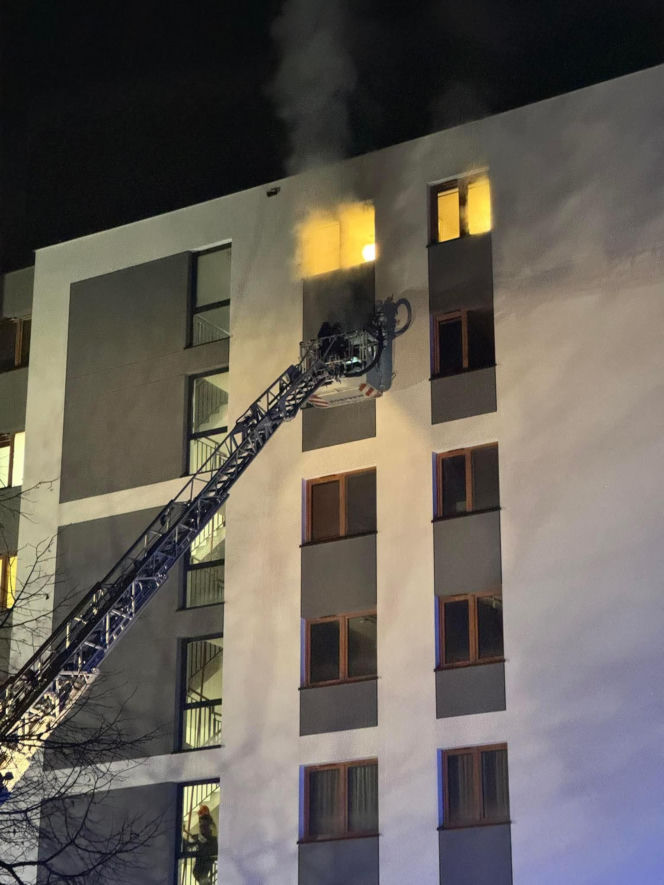 Pożar mieszkania przy ul. Grzegórzeckiej w Krakowie