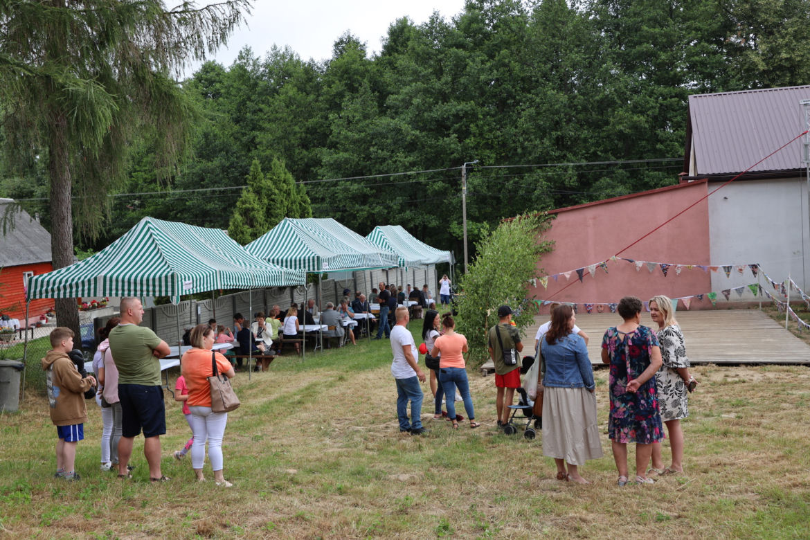 Za nami wyjątkowy piknik w Bardzie! Działali razem dla lokalnych organizacji pozarządowych [ZDJĘCIA]