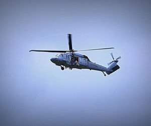 Lublin: Policyjny helikopter krążył nad miastem. Poważne działania policyjnych komandosów 