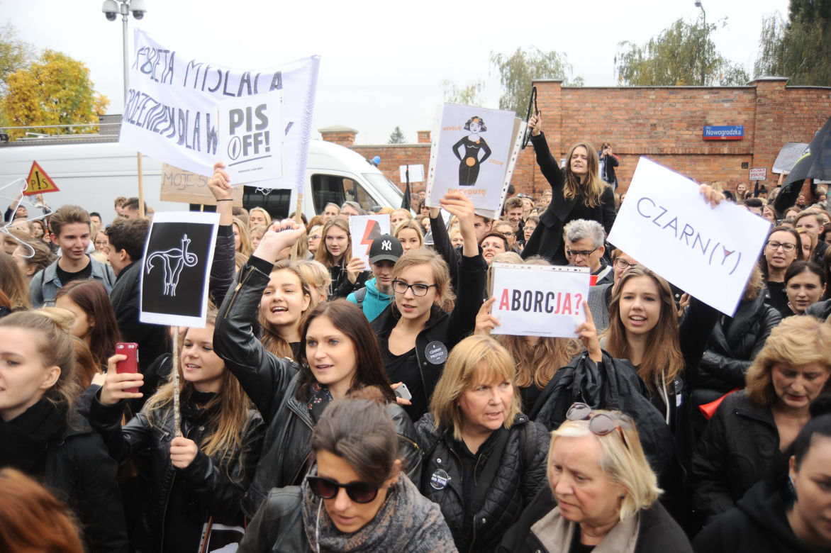 CZARNY PROTEST W WARSZAWIE.