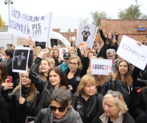 CZARNY PROTEST W WARSZAWIE.