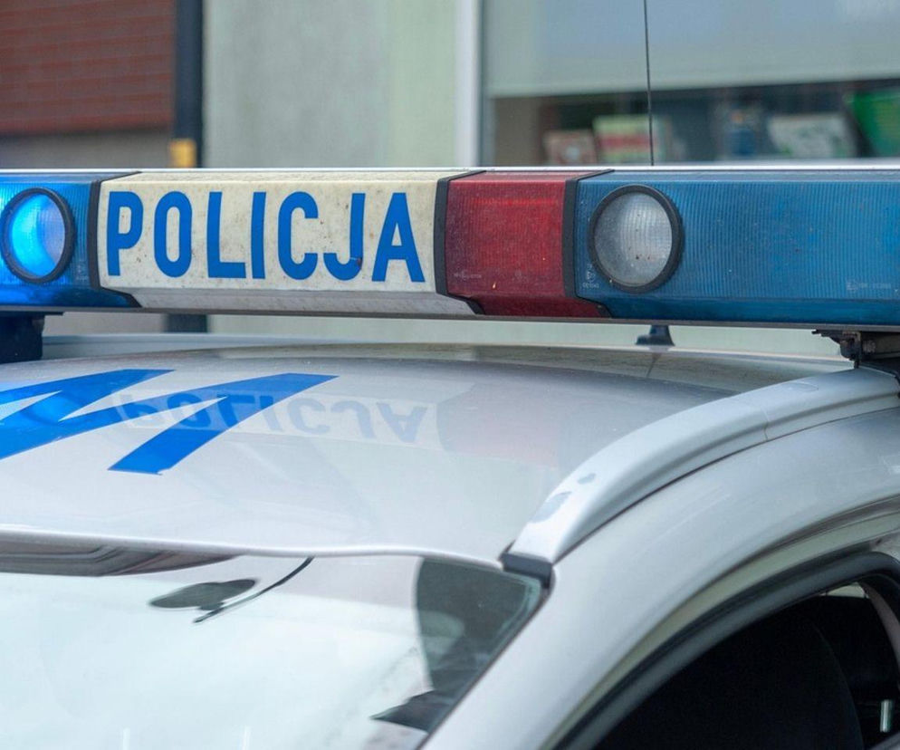 Tragedia w woj. łódzkim. Znaleziono trzy ciała w samochodzie