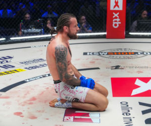 XTB KSW 121. Potężny cios w krocze, trybuny zamarły!