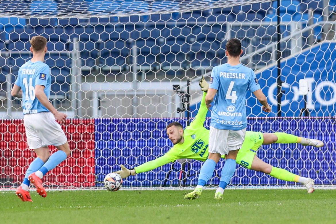 Ruch Chorzów - Legia Warszawa na Stadionie Śląskim. Sromotna porażka Niebieskich