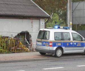 Zaparkowała passatem w kuchni