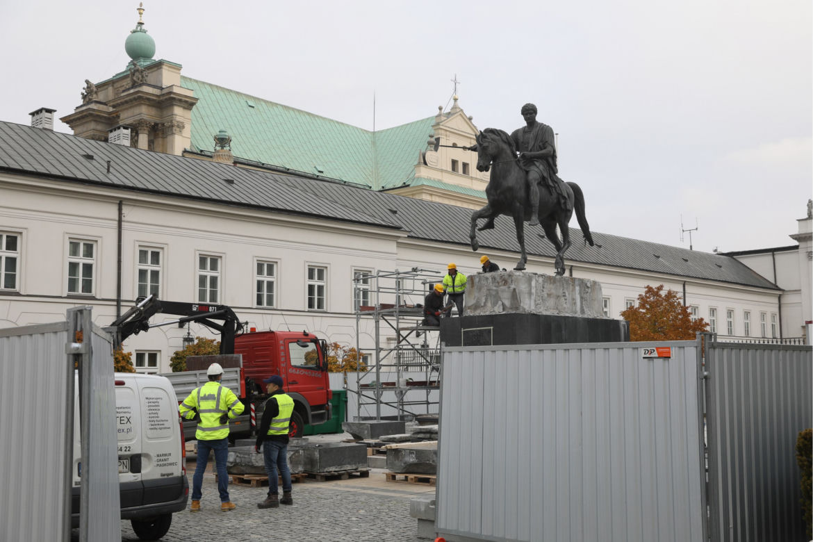 Remont pomnika Józefa Poniatowskiego w Warszawie