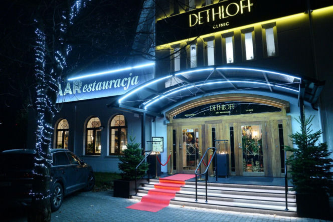 Napięte twarze gwiazd na imprezie kliniki medycyny estetycznej. Młynarska prawie jak Rozenek