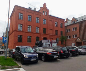 Biblioteka przy placu Matki Teresy z Kalkuty