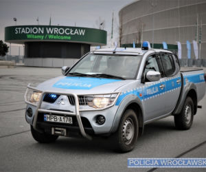 Kibice pod stadionem Śląska Wrocław