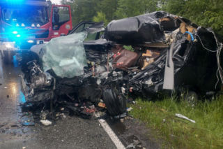 Drogowy koszmar pod Łowiczem. Jedna osoba nie żyje, poszkodowanych jest więcej