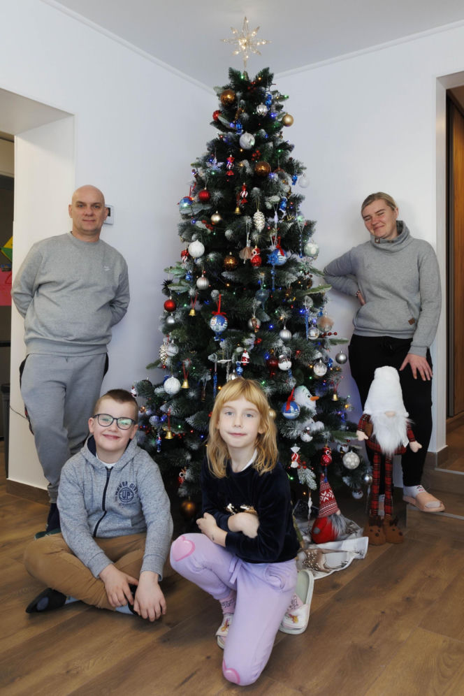 Powódź zabrała im wszystko, a teraz znów są w domu! Ogromna radość u rodziny Lubczyńskich. „To będą cudowne święta”