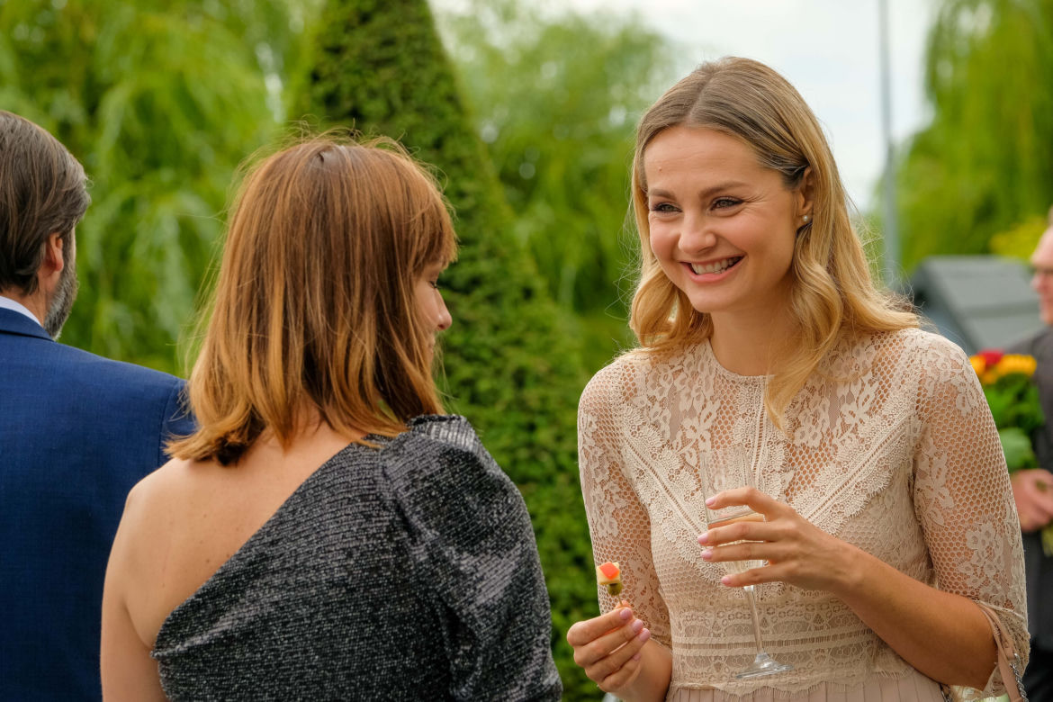 Przyjaciółki, odc. 170: Inga (Małgorzata Socha), Zuza (Anita Sokołowska)