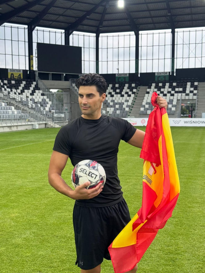 Pedro Cordero - kierowca wyścigowy i Mister Supranational 2026