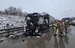 Dramatyczne sceny na autostradzie A4. Jedna z ciężarówek zamieniła się w kulę ognia