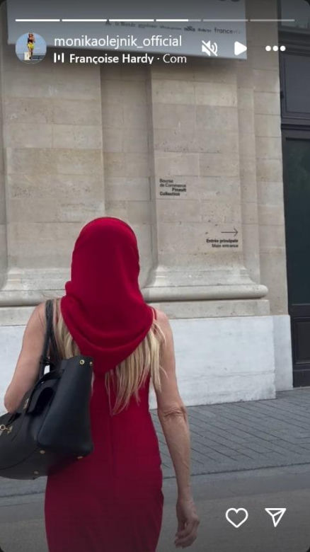 Monika Olejnik pręży biust w wydekoltowanej sukni. Co za sylwetka!