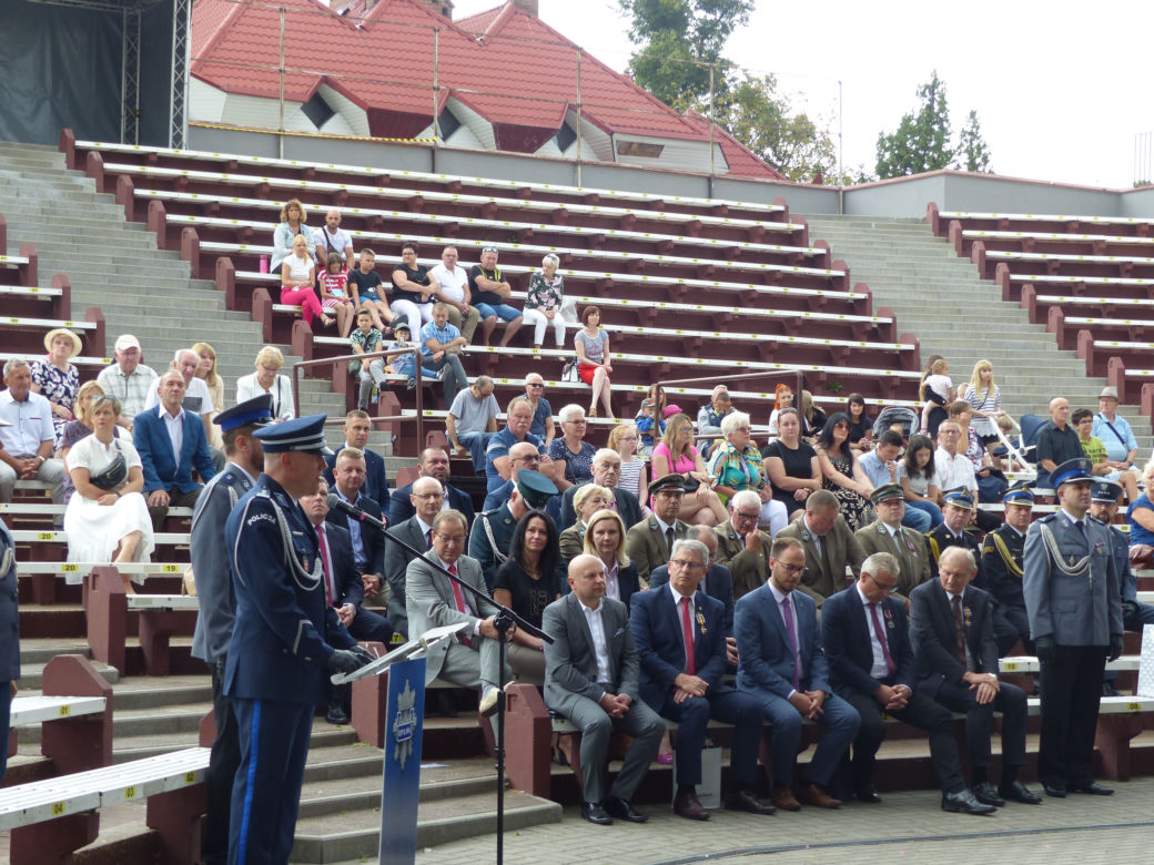 Awanse i odznaczenia