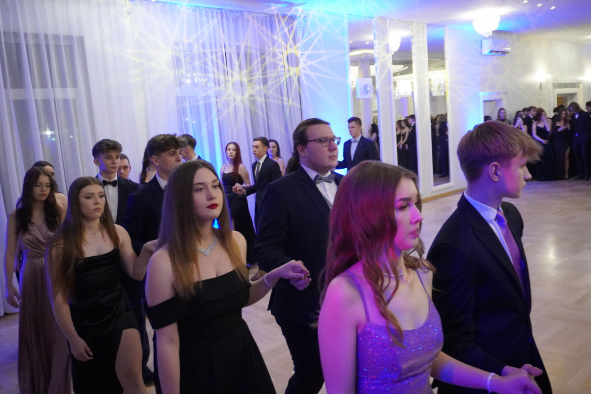 Studniówka III LO w Rzeszowie 