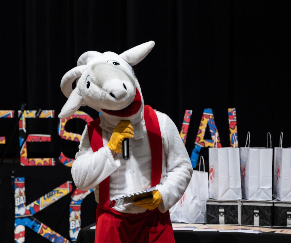 Pacanów: Nie tylko kozy kują – nowa era Europejskiego Centrum Bajki