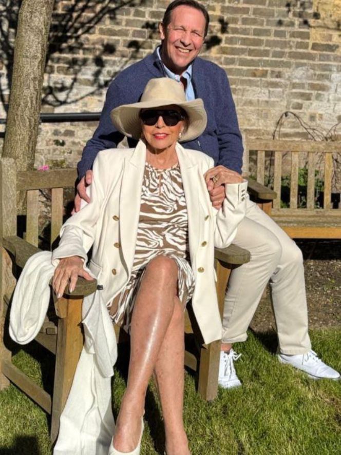 Joan Collins z mężem