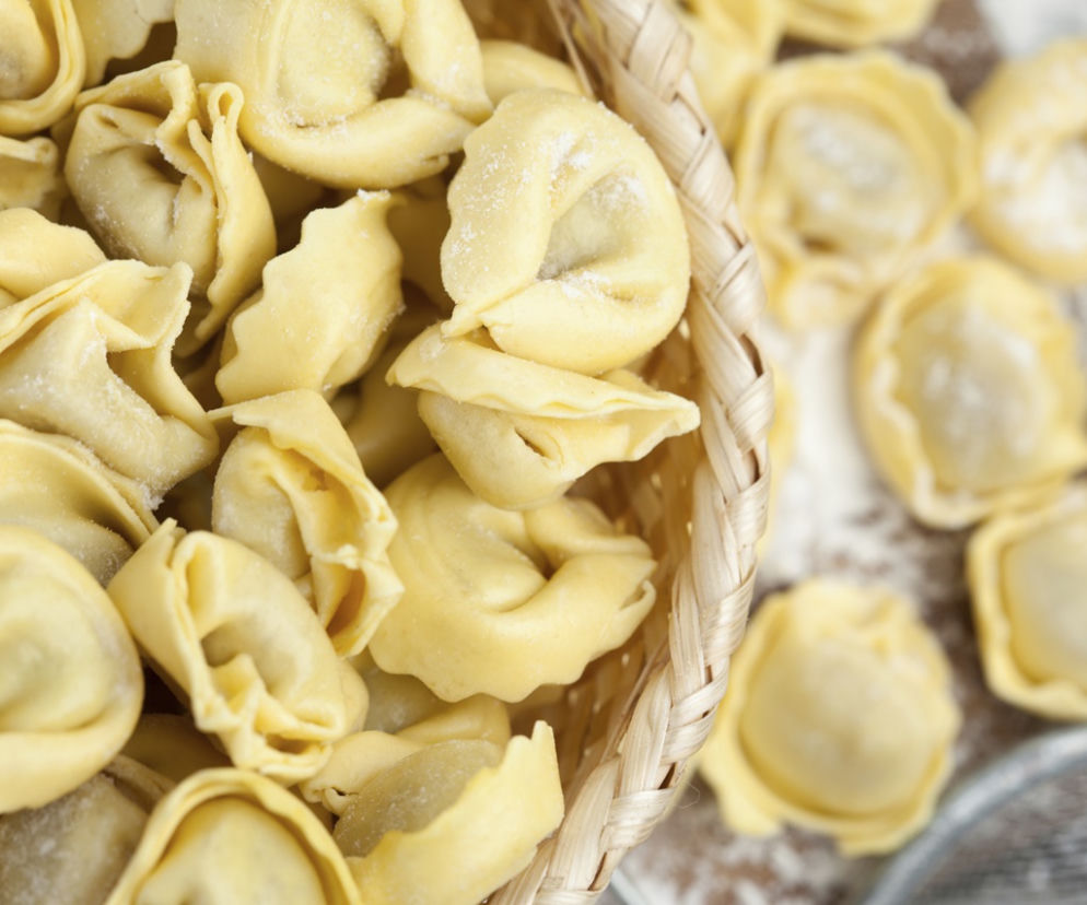 obiad-dla-zabieganych-zapiekanka-z-gotowych-pierozkow-tortellini.jpg
