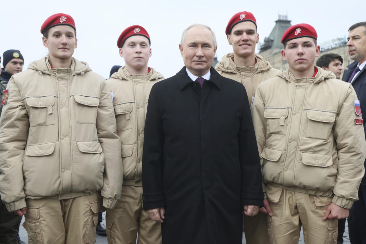 Putin nie żyje?! Już była stypa. Balowali na bogato, narzekali, że nie mogą tańczyć