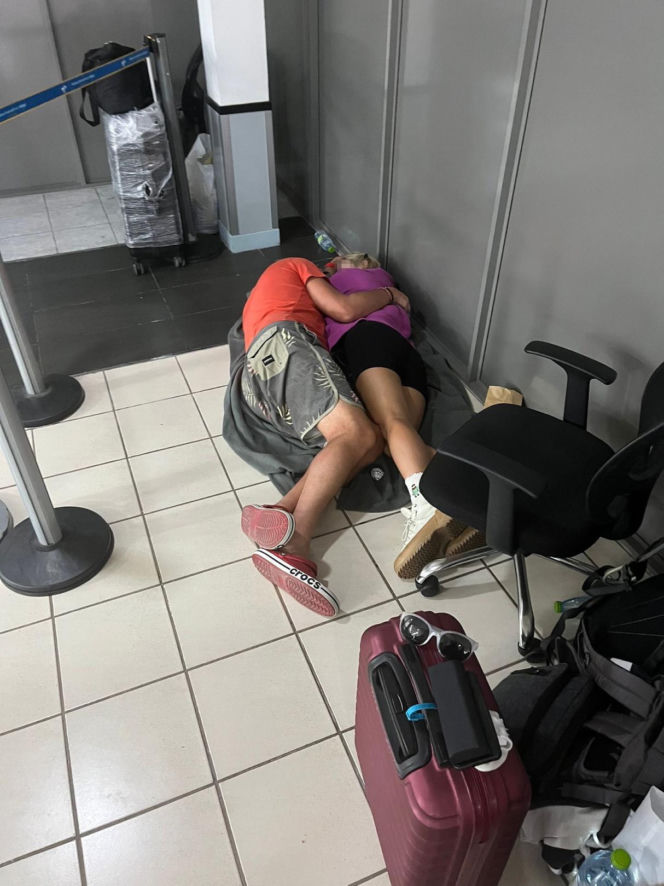 Polacy utknęli na Malediwach