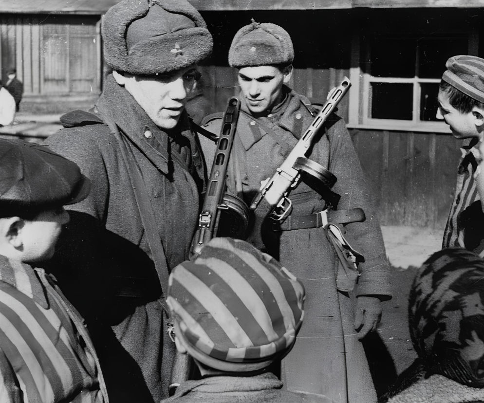 Czerwona Armia i dzieci, b. więźniowie KL Auschwitz