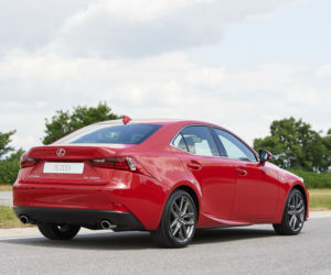 Lexus IS200t
