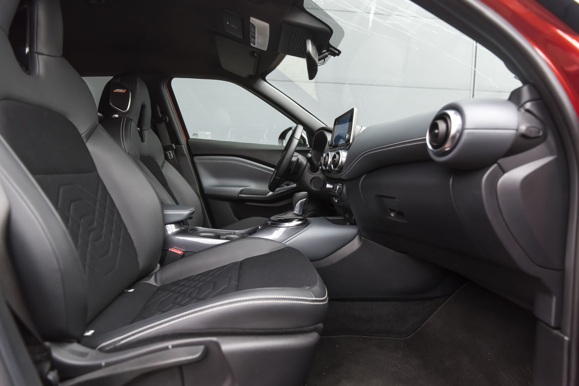 Nissan Juke 1.6 CVT