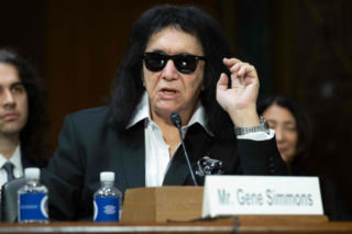Hip-hop nie powinien znaleźć się w Rock and Roll Hall Of Fame. Gene Simmons (Kiss) ma jasny pogląd w tym temacie
