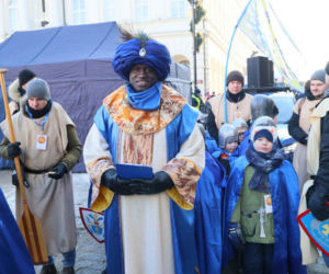 Dziś Święto Trzech Króli. Ulicami Warszawy przeszedł orszak