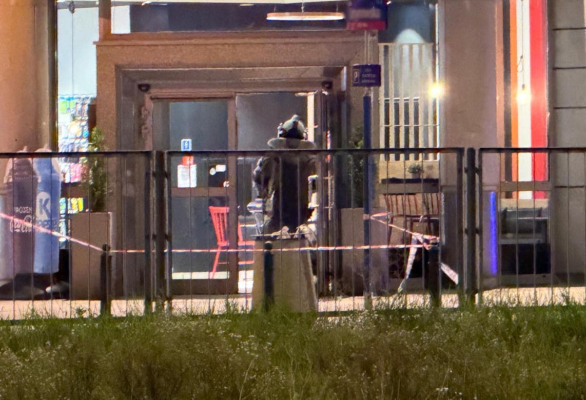 Akcja kontrterrorystów na stacji paliw w Warszawie. Ulice zostały zablokowane