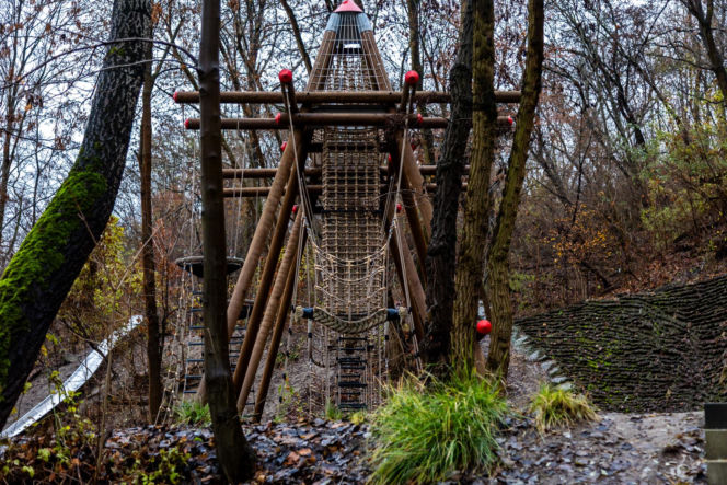 Park Akcji "Burza" w jesiennej odsłonie