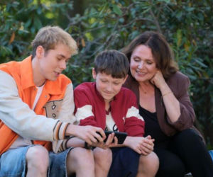 M jak miłość odc. 1899. Franek (Jarosław Śmigielski),  Michał (Igor Pawłowski), Marysia (Małgorzata Pieńkowska)