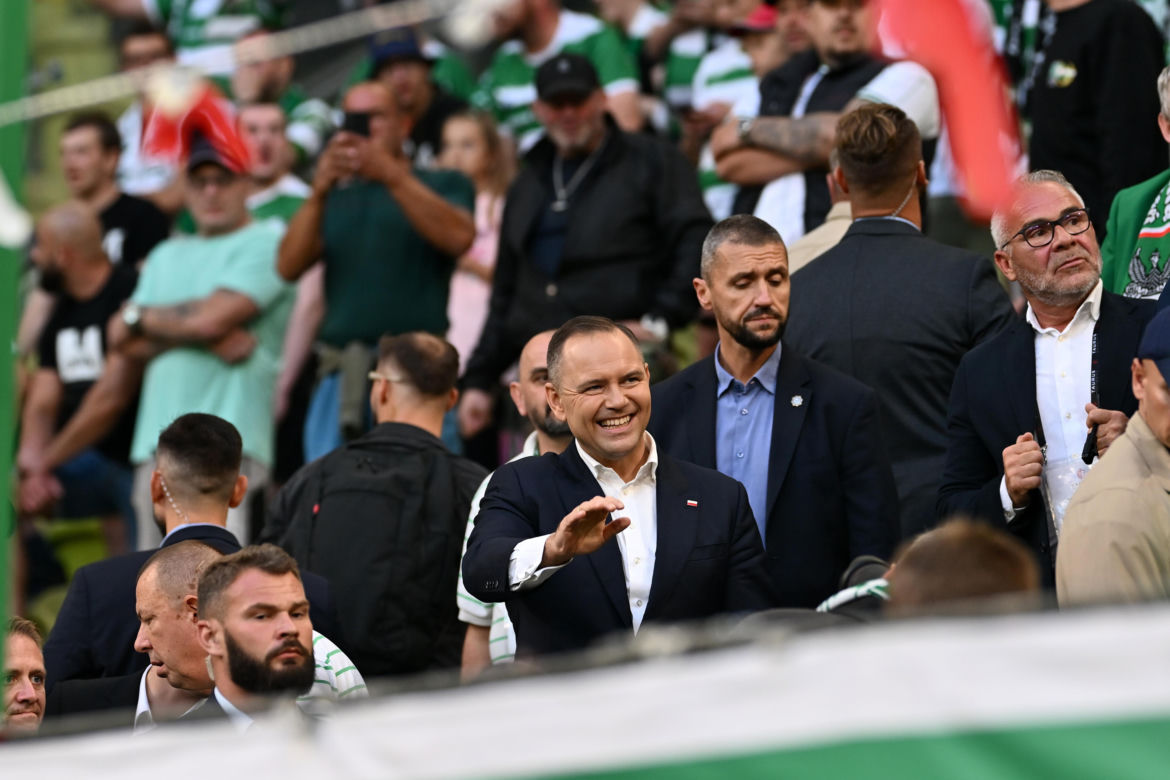 Prezydent RP w "młynie" Lechii Gdańsk! Karol Nawrocki zaskoczył kibiców