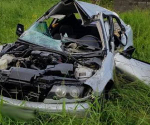 Powroźnik. To CUD, że kierowca przeżył ten wypadek! Samochód doszczętnie zniszczony