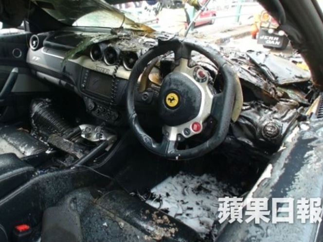 pożar Ferrari FF w Hongkongu